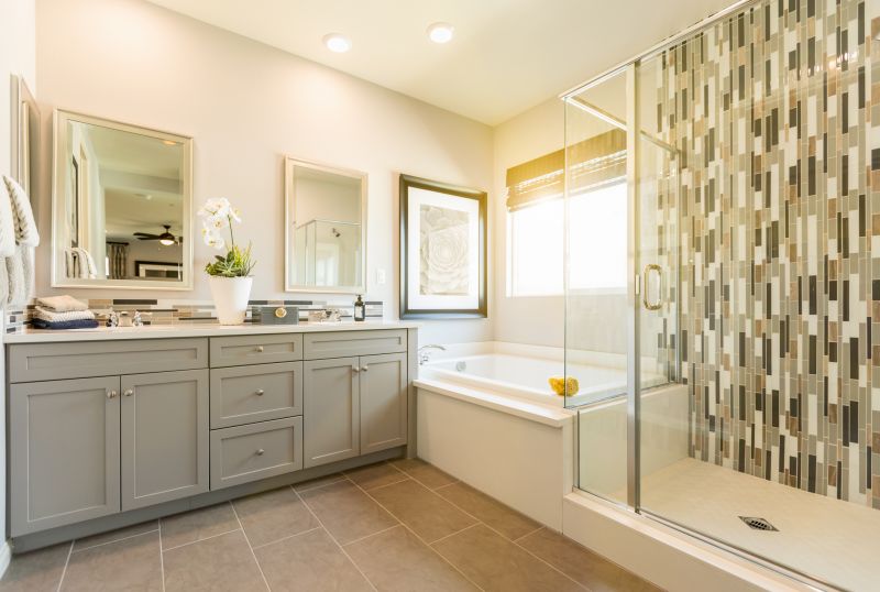 Contemporary Guest Bathroom